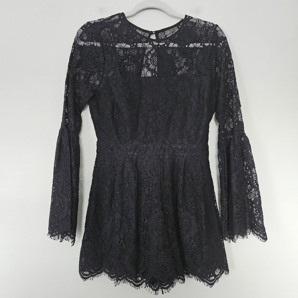 Lost +Wander black lace bell sleeves romper size S - Picture 2 of 10